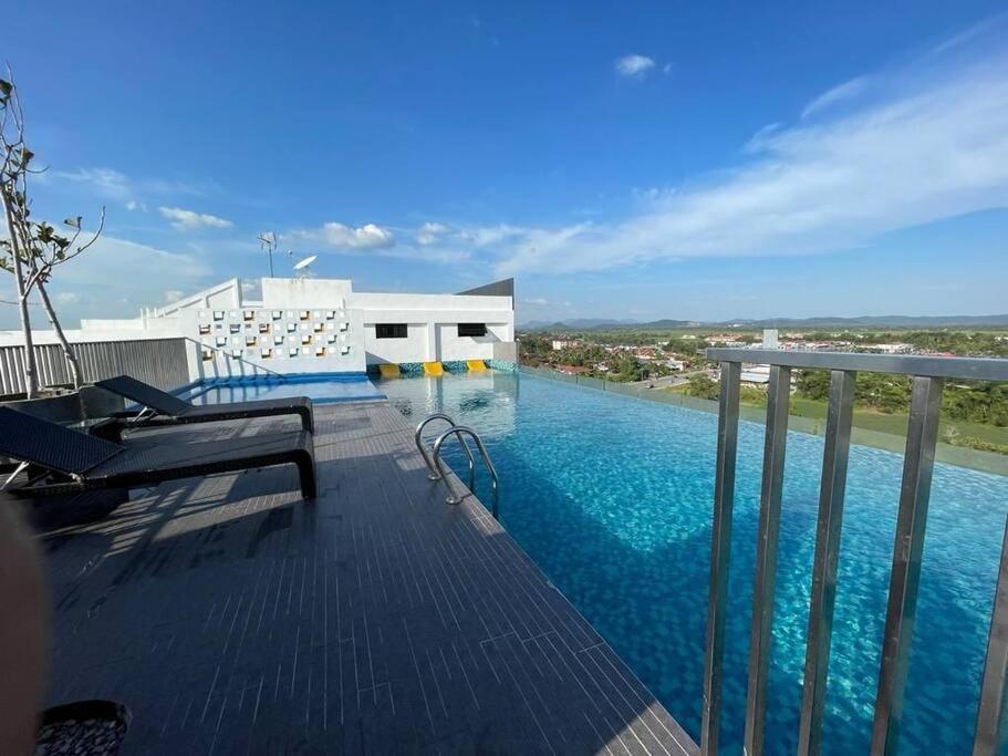Myrumah Imperio Home , Alor Setar 3Br With Sky Infinity Pool Exteriör bild